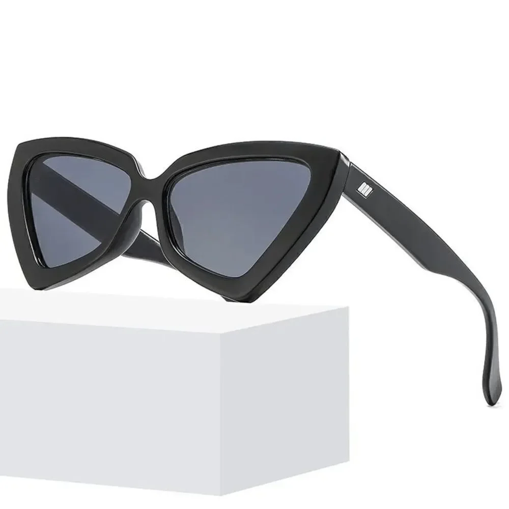 Ladies Black Trendy Print Sunglasses